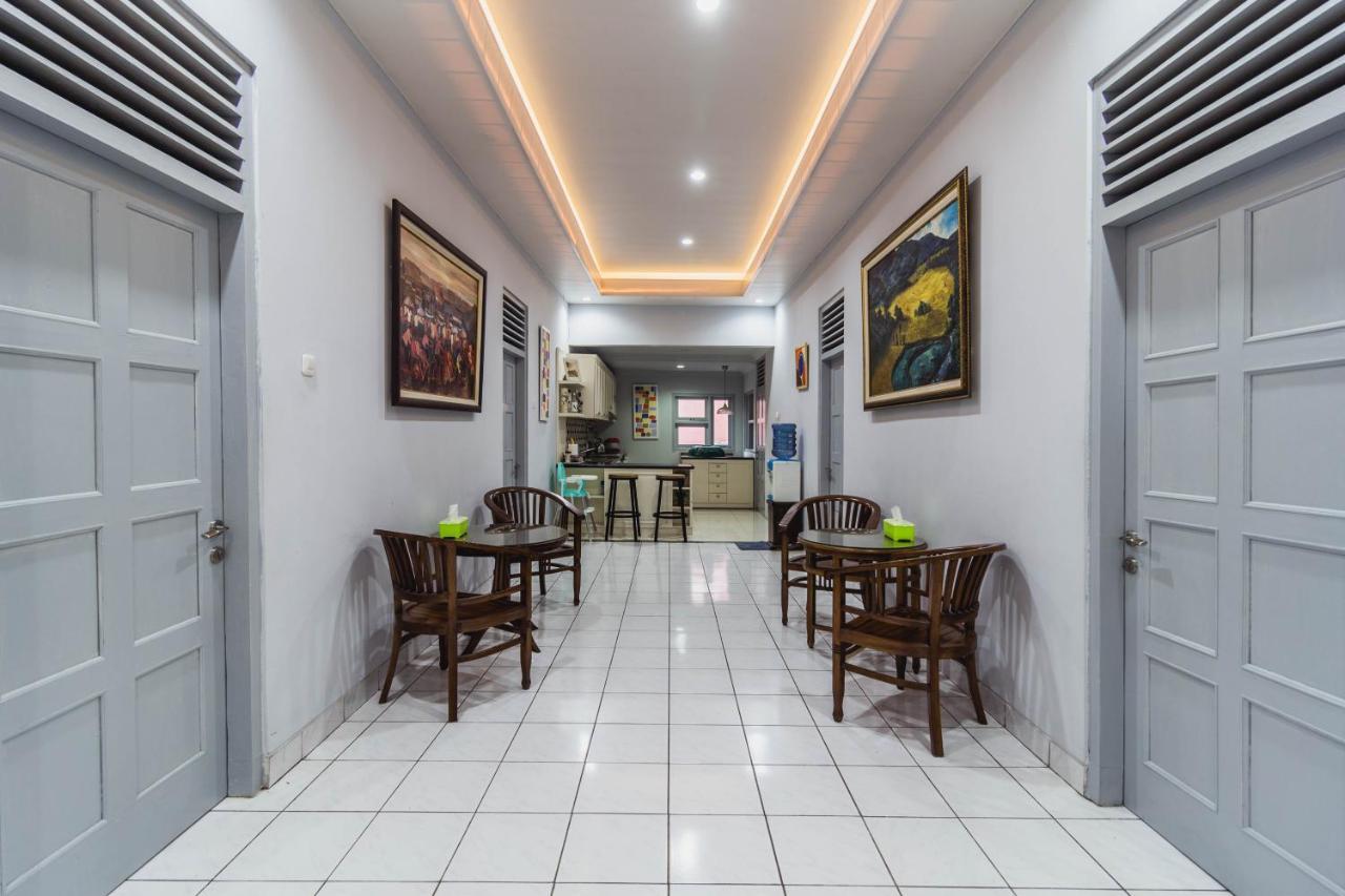 Apartament Ndalem Sarengat Jogyakarta Zewnętrze zdjęcie