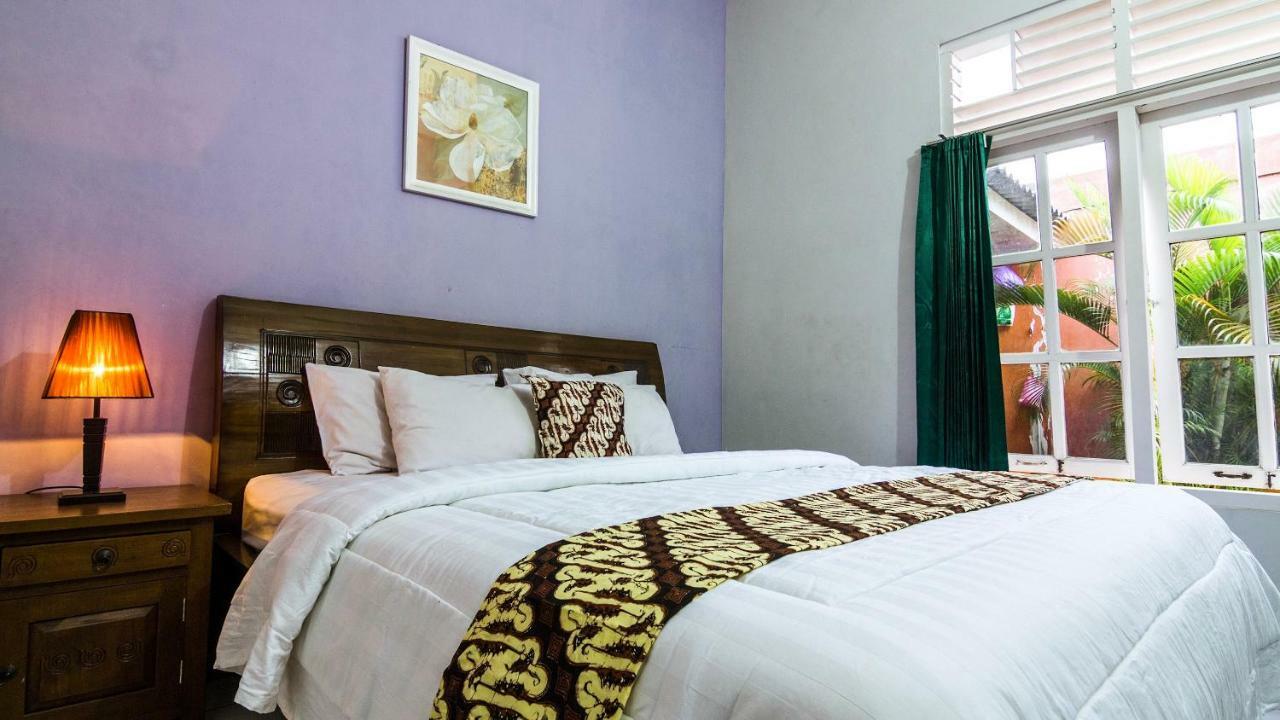 Apartament Ndalem Sarengat Jogyakarta Zewnętrze zdjęcie